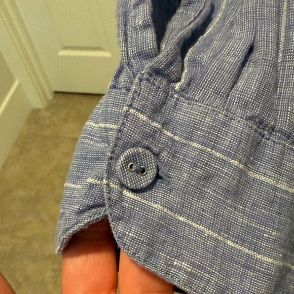 Barbara Katz Women's Blue Striped Button Down Shirt with a floral print back M - Picture 3 of 10